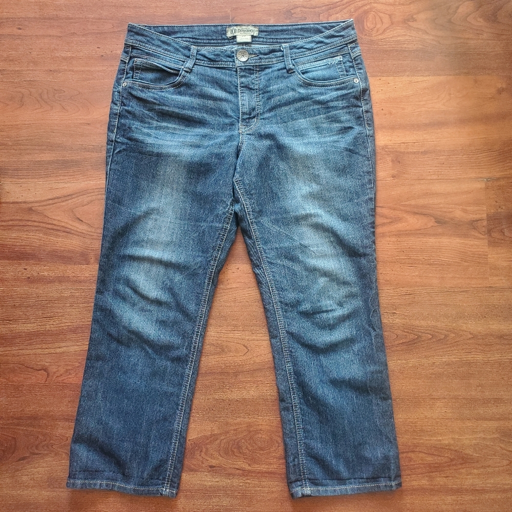 Democracy Slim Straight Flood Jeans Size 12